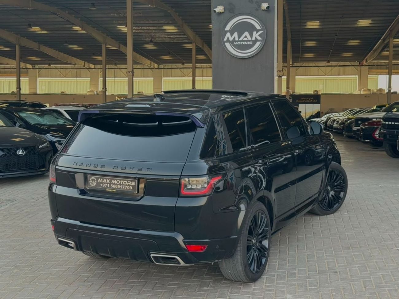 Land Rover Range Rover Sport AUTOBIOGRAPHY DYNAMIC V8 5.0L SUPERCHARGE / BIG SCREEN / PREMIUM SOUND SYSTEM / HEAD UP DISPLAY / 36