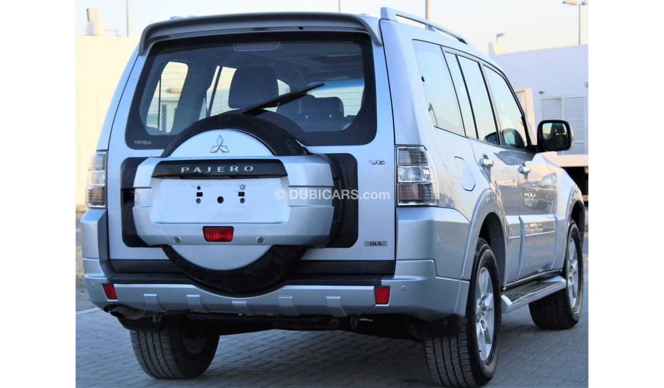 ميتسوبيشي باجيرو ميتسوبيشي باجيرو 2010 خليجي فل أوبشن بحالة ممتازة بدون حوادث نظيفه جدا من الداخل والخارج