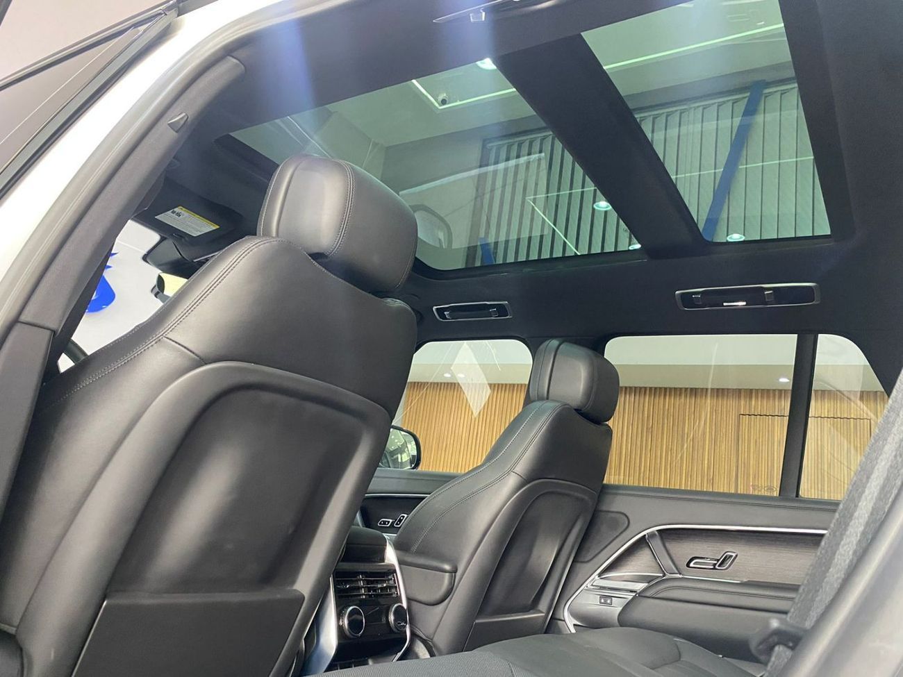 Land Rover Range Rover SE P400 3.0L