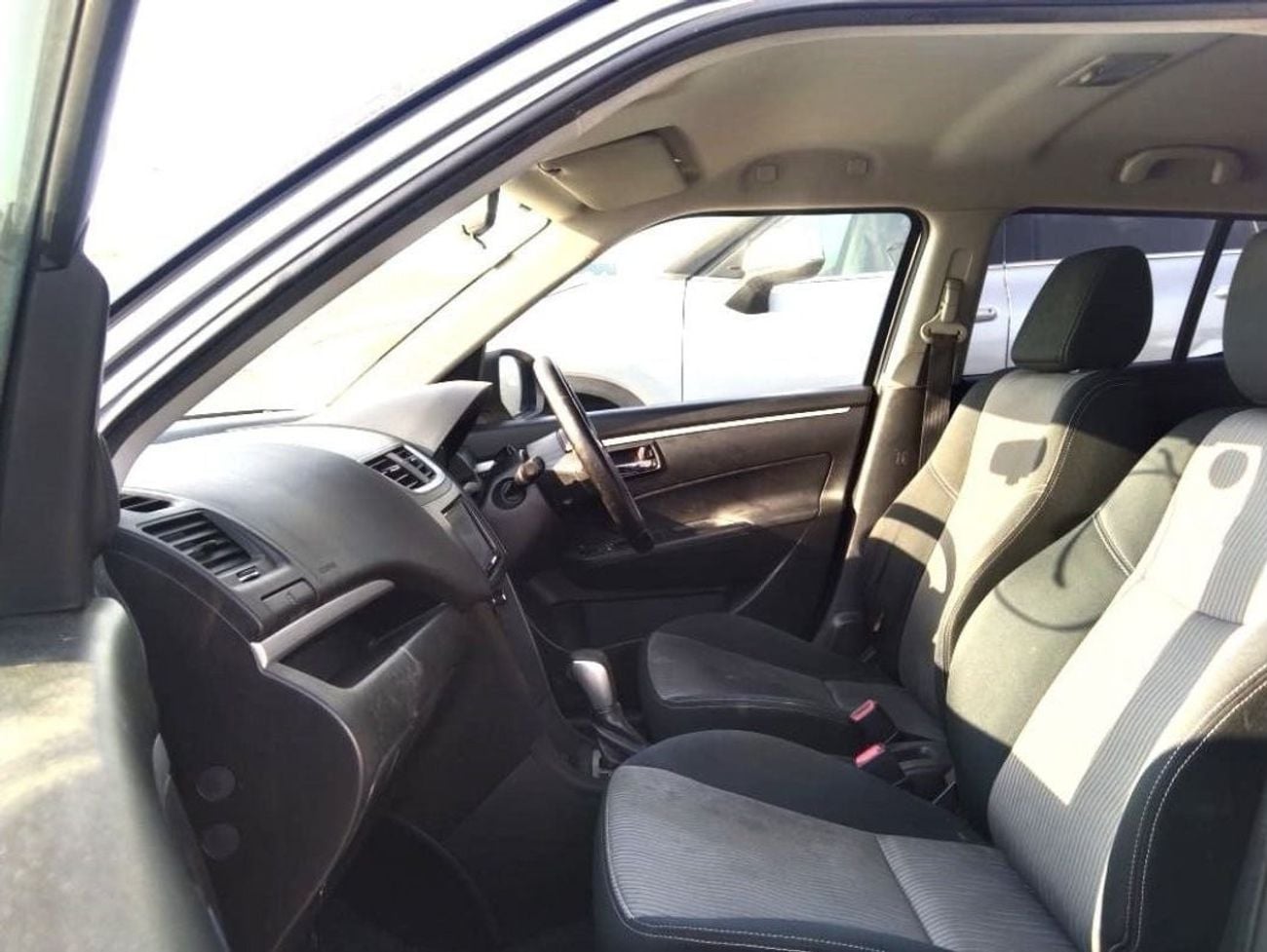 Suzuki Swift SUZUKI SWIFT 2010