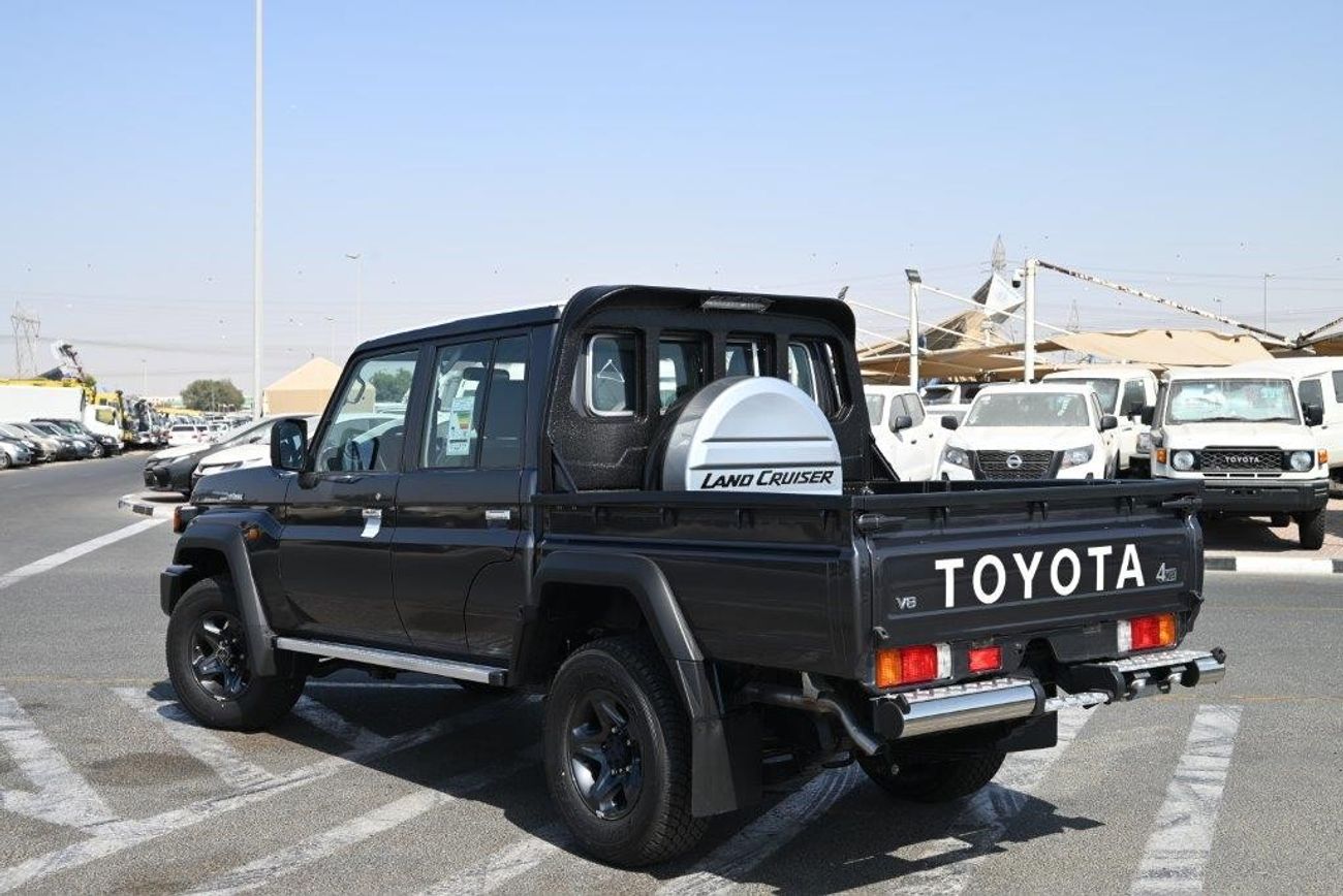 Toyota Land Cruiser Pick Up Double Cab V8 4.5L Diesel 4WD MT