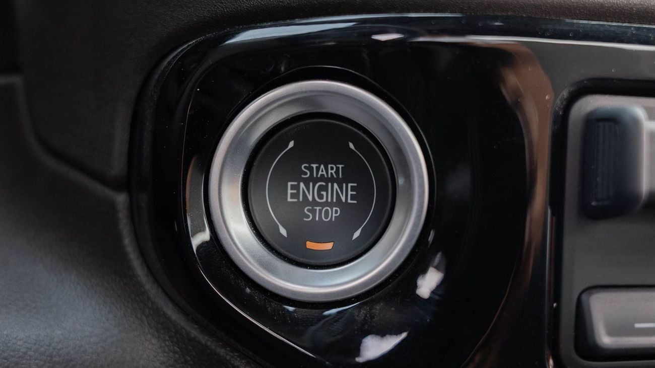 جي أم سي سييرا 2025 GMC Sierra SLE V8 5.3L AT Petrol Single Cab (Black)