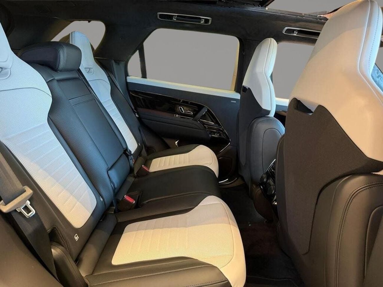 Land Rover Range Rover Sport 4.4P V8 MHEV SV Auto 4WD Euro 6 (s/s) 5dr (EXPORT ONLY) RIGHT HAND DRIVE