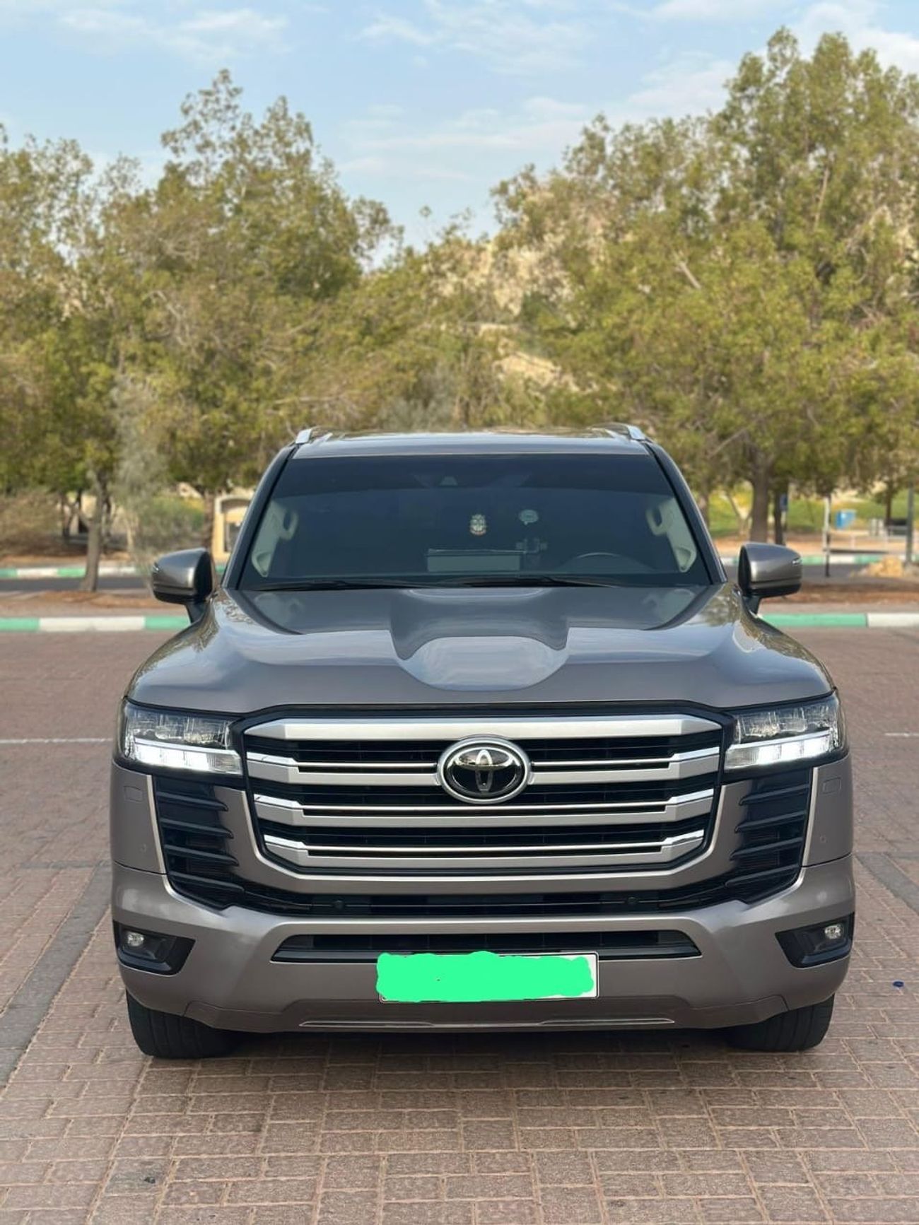 Toyota Land Cruiser GXR 2022 MODEL Twin Turbo Full Option Car is Very Clean and Perfect Condition