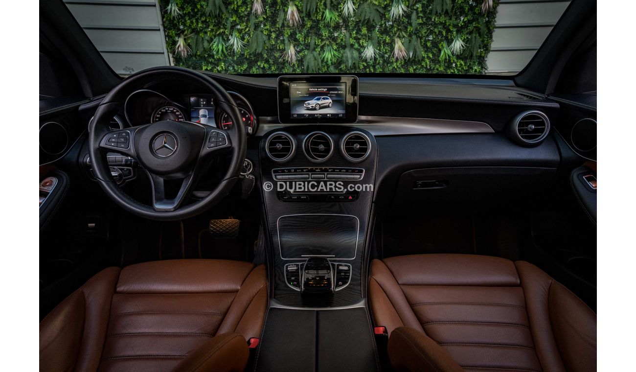 Mercedes-Benz GLC 250 AMG Line | 2,877 P.M  | 0% Downpayment | Excellent Condition!