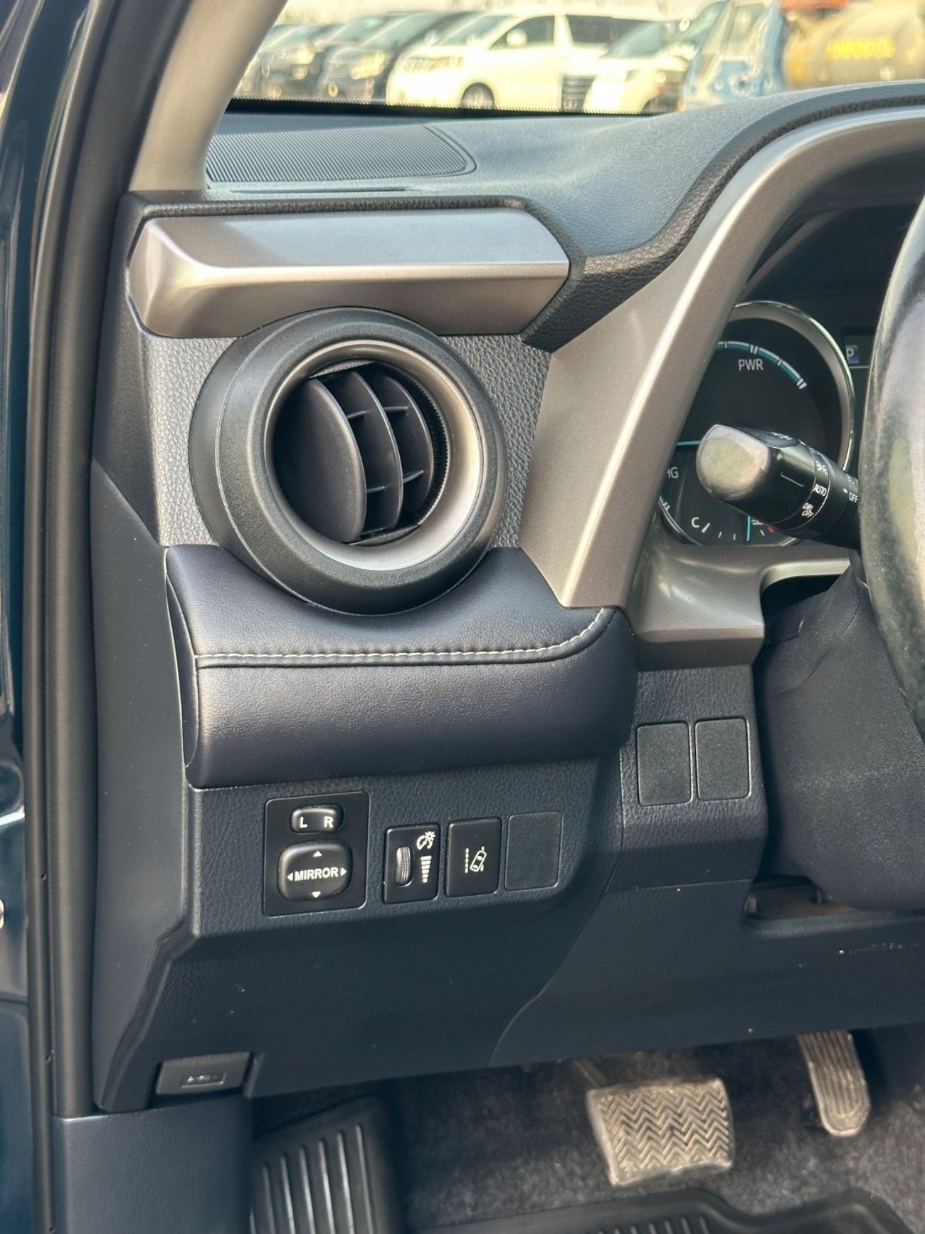 Toyota RAV4 XLE 2.5L