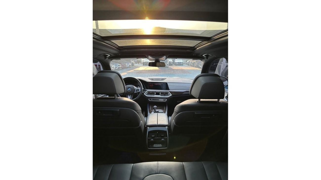 BMW X5 40i X BMW 2020 with an engine capacity of 3 liters Twin Turbo xdrive, the car is in perfect conditio