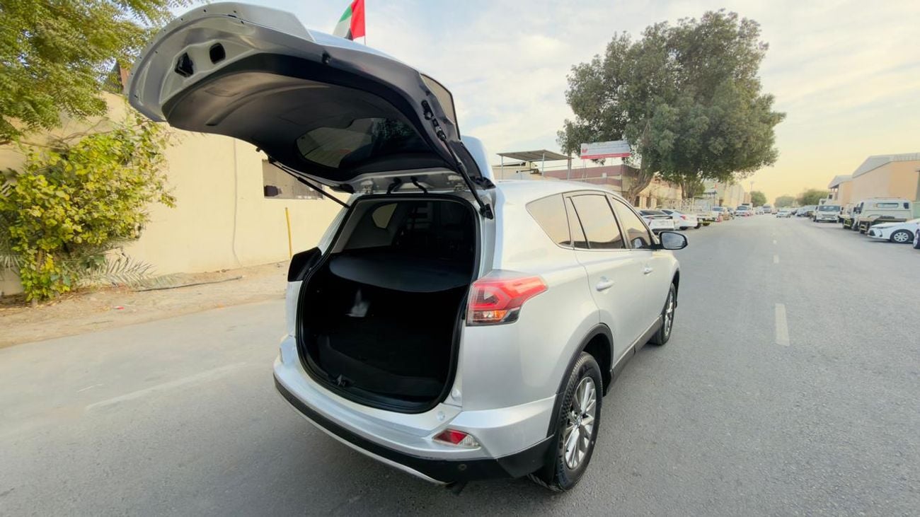 Toyota RAV4 AWD | BACK CAMERA | 2.5L PETROL ENGINE | AUTOMATIC TRANSMISSION | 2018 | RHD