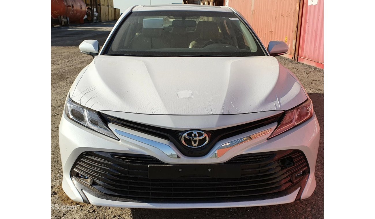 Toyota Camry 2.5 GLE AT With Sunroof/ Power Driver Seats, Smart Key + Button Start + Rear Camera + Dvd