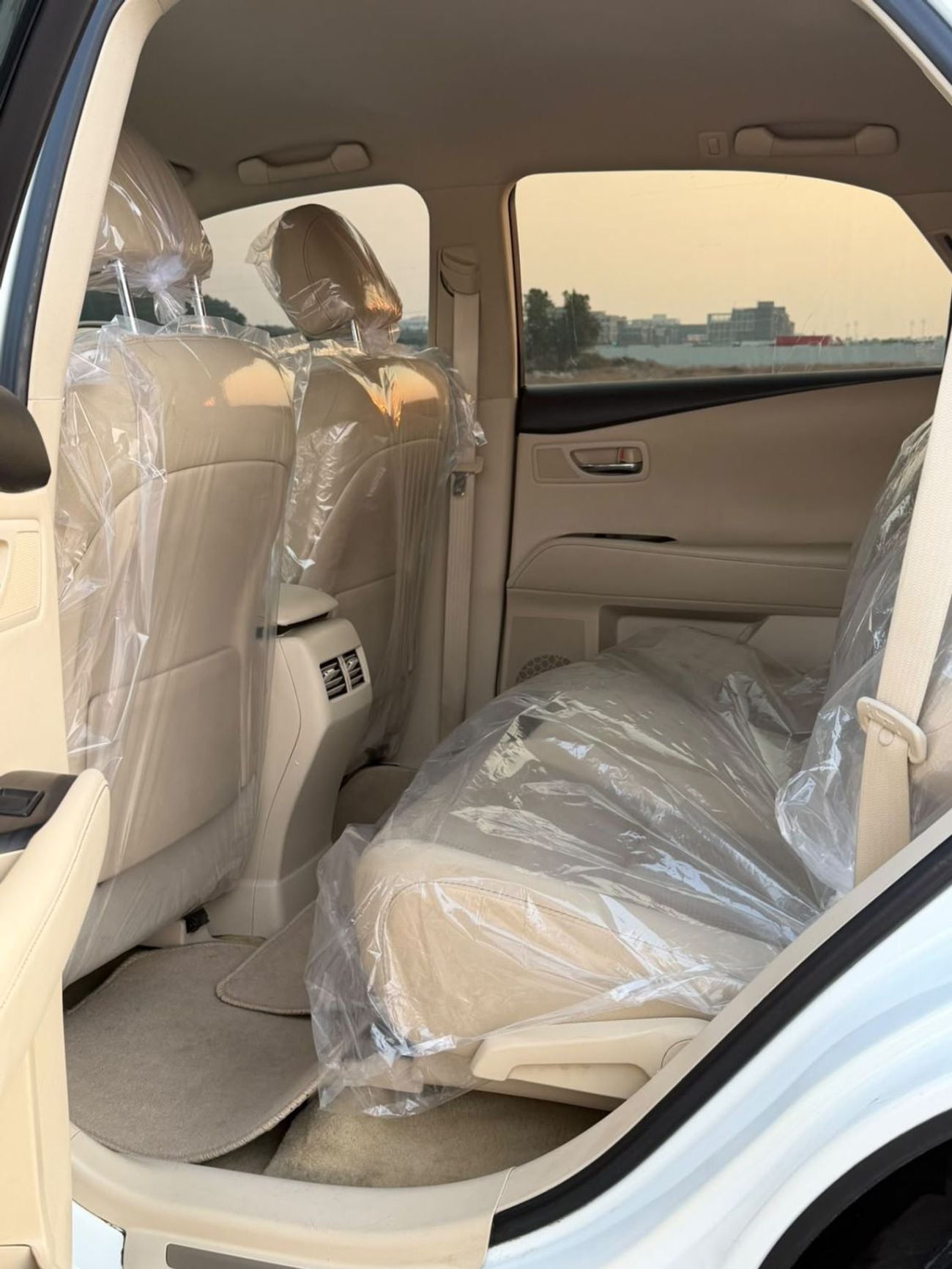 Lexus RX350 PREMIUM Gulf specification number 2, cruise control, electric seats