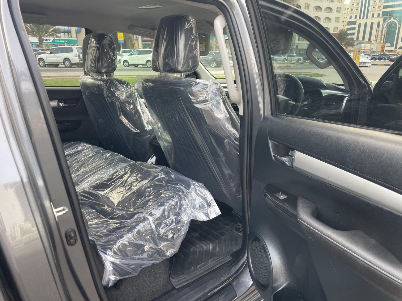 Toyota Hilux SR5 FULL OPTION 4x4 Auto Extra Cab export from Australia