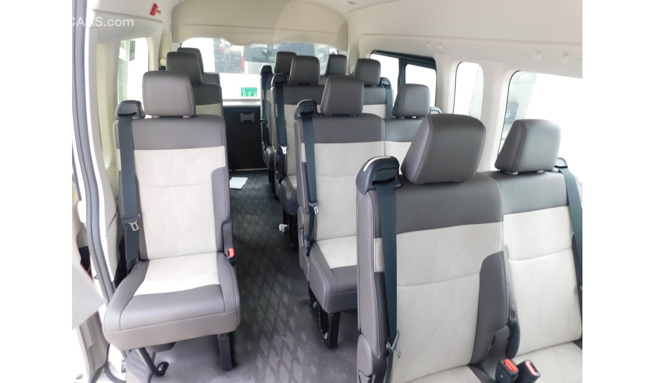 Toyota Hiace High Roof GL 2.8L Bus Diesel 13-Seater A/T