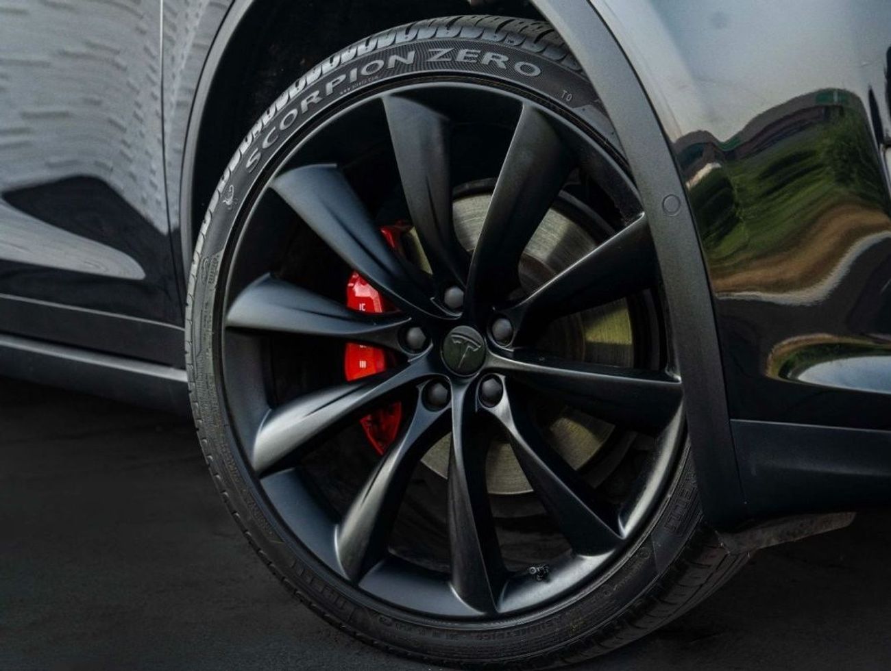 تسلا موديل اكس TESLA MODEL X P 90D LUDICROUS MODE • 7-SEATER • FULLY LOADED • FULL SERVICE TESLA UAE