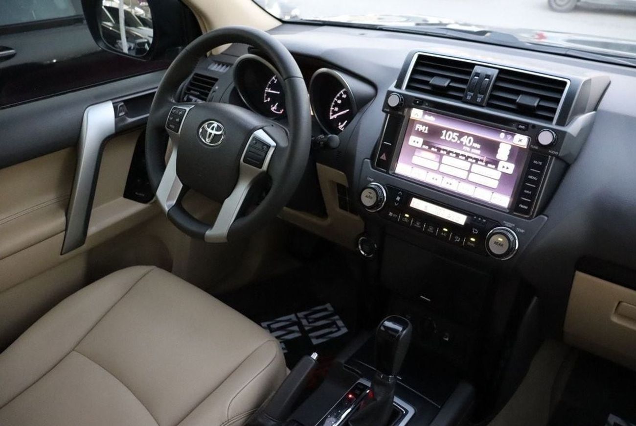 تويوتا برادو VXR 4.0L 4WD Toyota Prado VX.R / 2015 / GCC / V6 / Free Accident