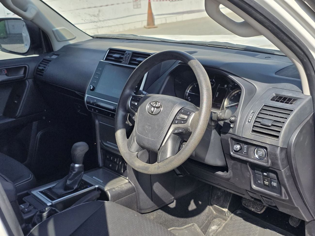 Toyota Prado TX-L TXL 2.8L 1GD-FTV Diesel Engine 360° Camera Australian specs 4WD Automatic Gear 7 Seats 5 Doors