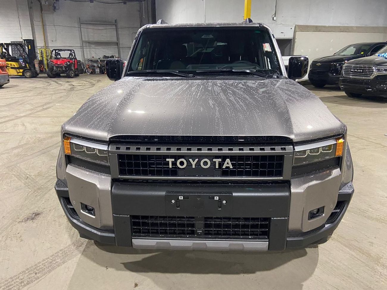 Toyota Prado Adventure 4.0L 2024 TOYOTA LAND CRUISER 250 i-FORCE MAX HYBRID PREMIUM 2.4L TURBO 4WD 5-SEATER AUTOM