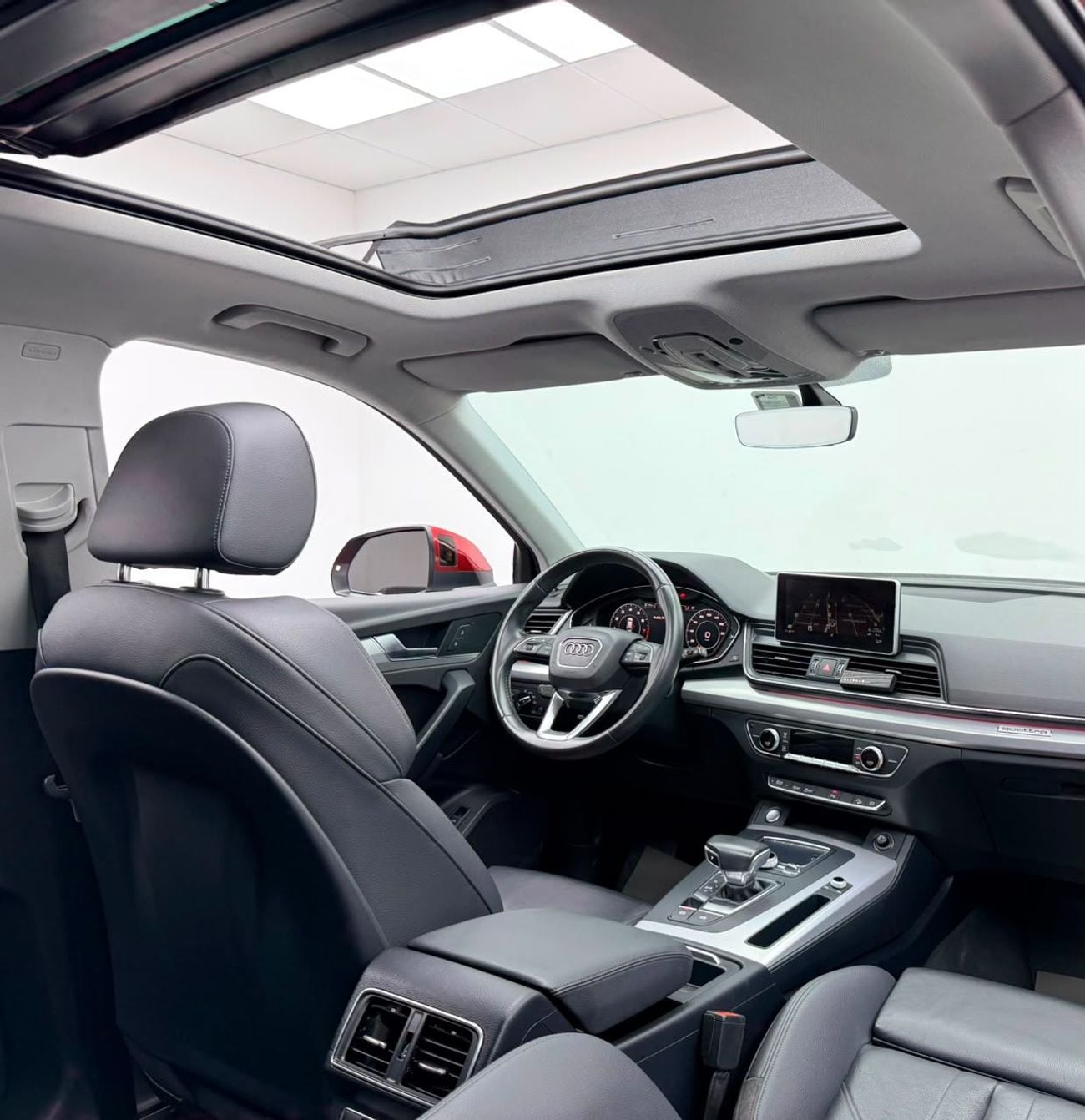 أودي Q5 45 TFSI 2018 Audi Q5 45 TFSI, Service History, Excellent Condition, GCC Specs.