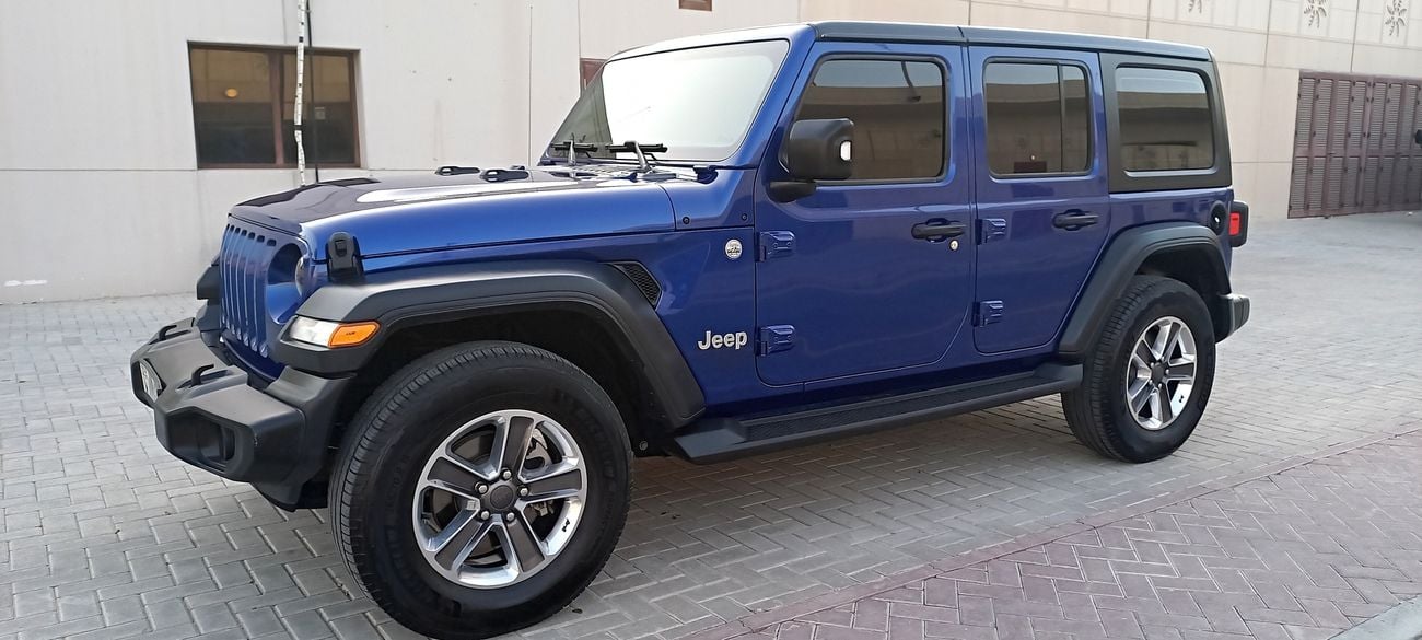 Jeep Wrangler Unlimited Sport 3.6L A/T WITH SAHARA LEATHER INTERIOR AND RIMS PARTIAL SERVICE HISTORY