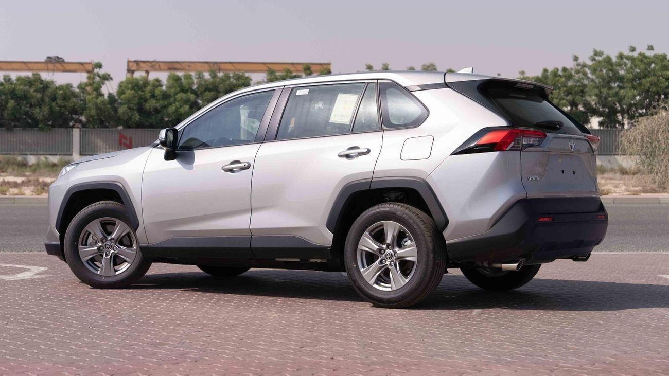 Toyota RAV4 2025 Toyota RAV4 E 4X2 2.5 - Silver Inside Brown | Export Only