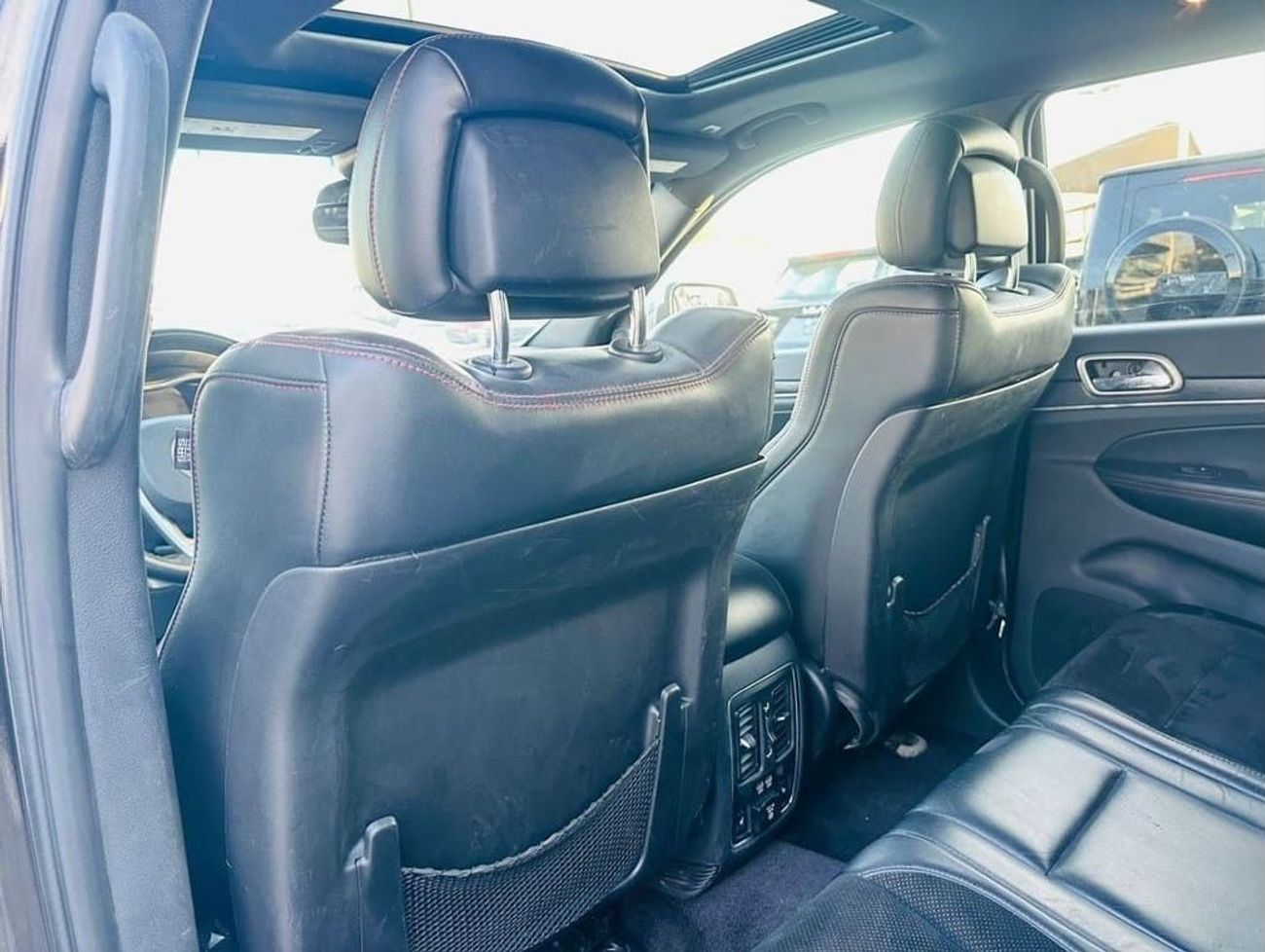 Jeep Grand Cherokee Limited 5.7L (350 HP)