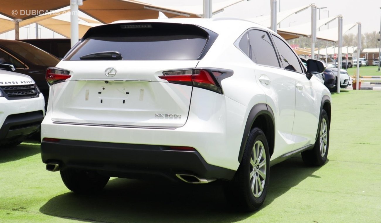 Lexus NX200t t