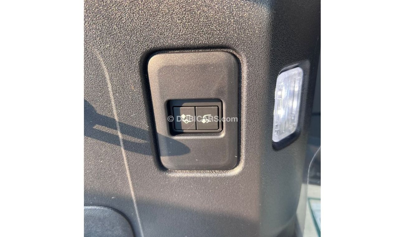 Land Rover Defender 2023 Defender 3.0L V6 SE Petrol