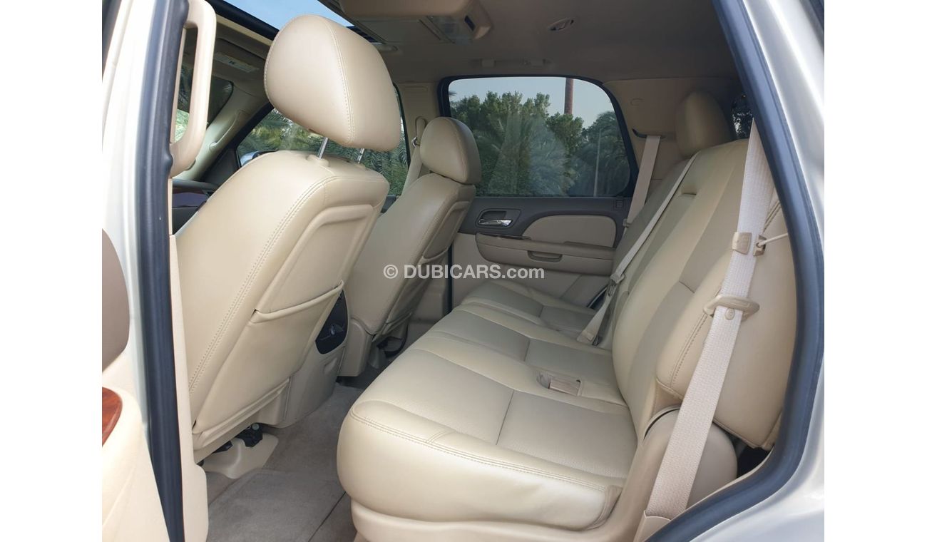 شيفروليه تاهو Chevrolet Tahoe LTZ 2011 V8 GCC Perfct Condition - Accident free - Full Opiton
