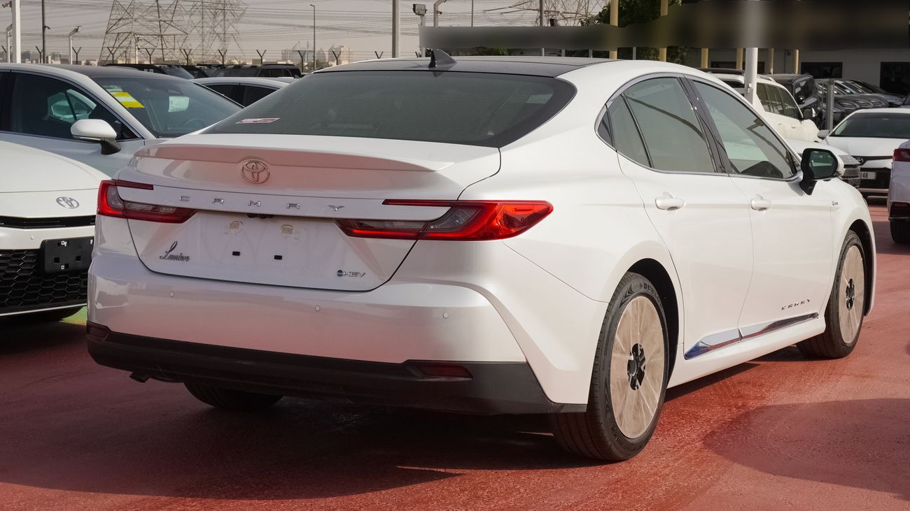 Toyota Camry Lumiere  2.5L HEV