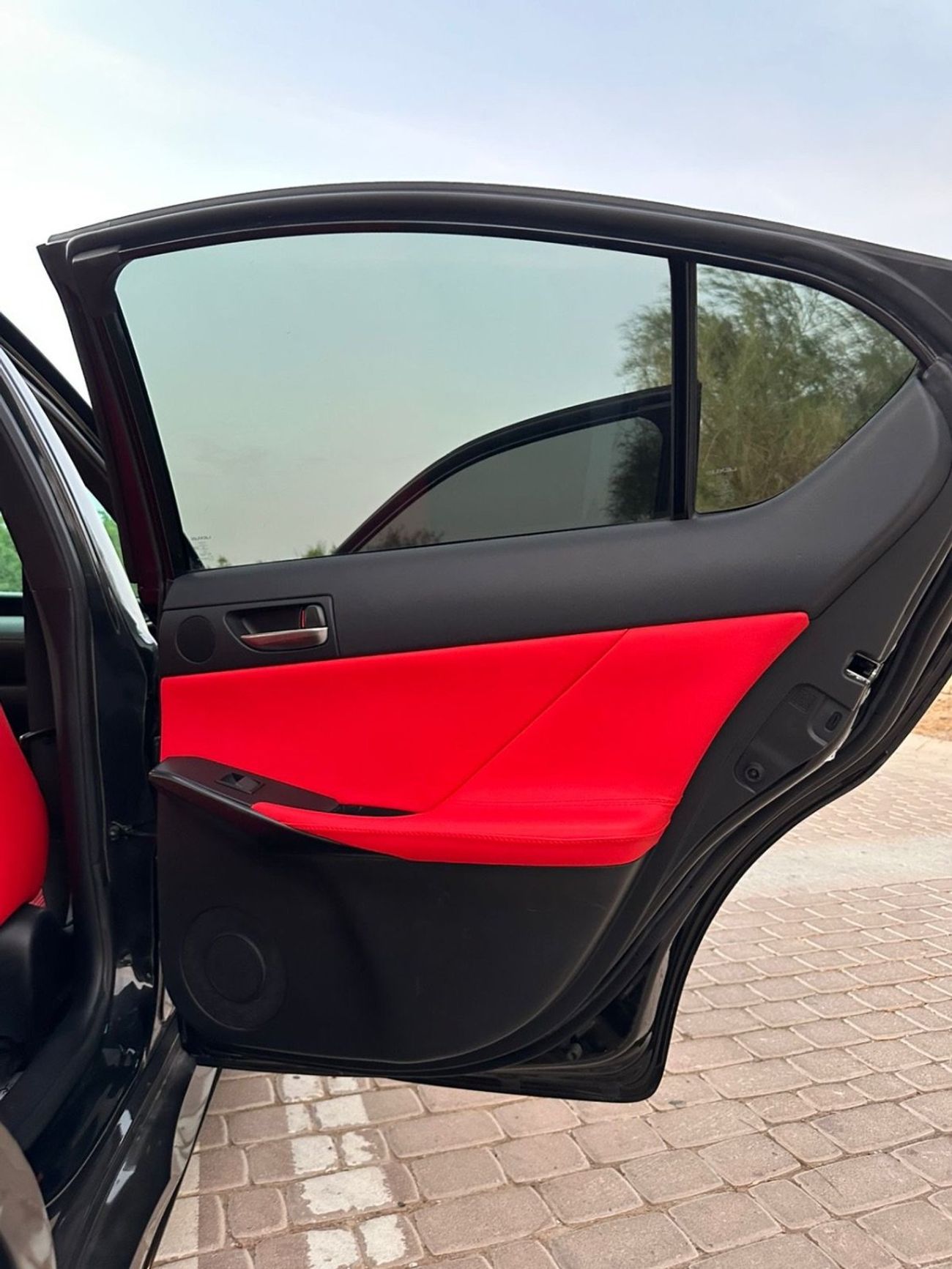 لكزس IS 350 F Sport 3.5L (312 HP)