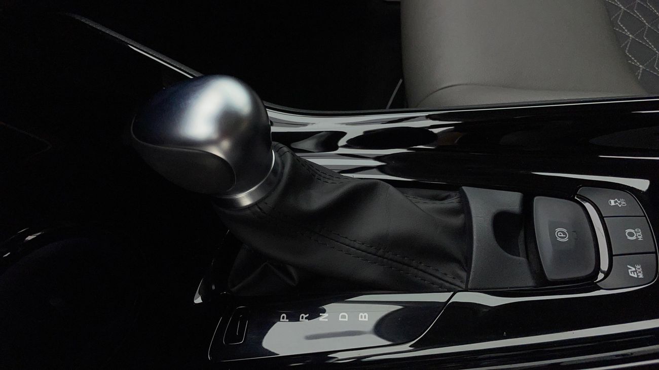 تويوتا CHR VX 1.8 | بدون دفعة مقدمة | اختبار القيادة في المنزل