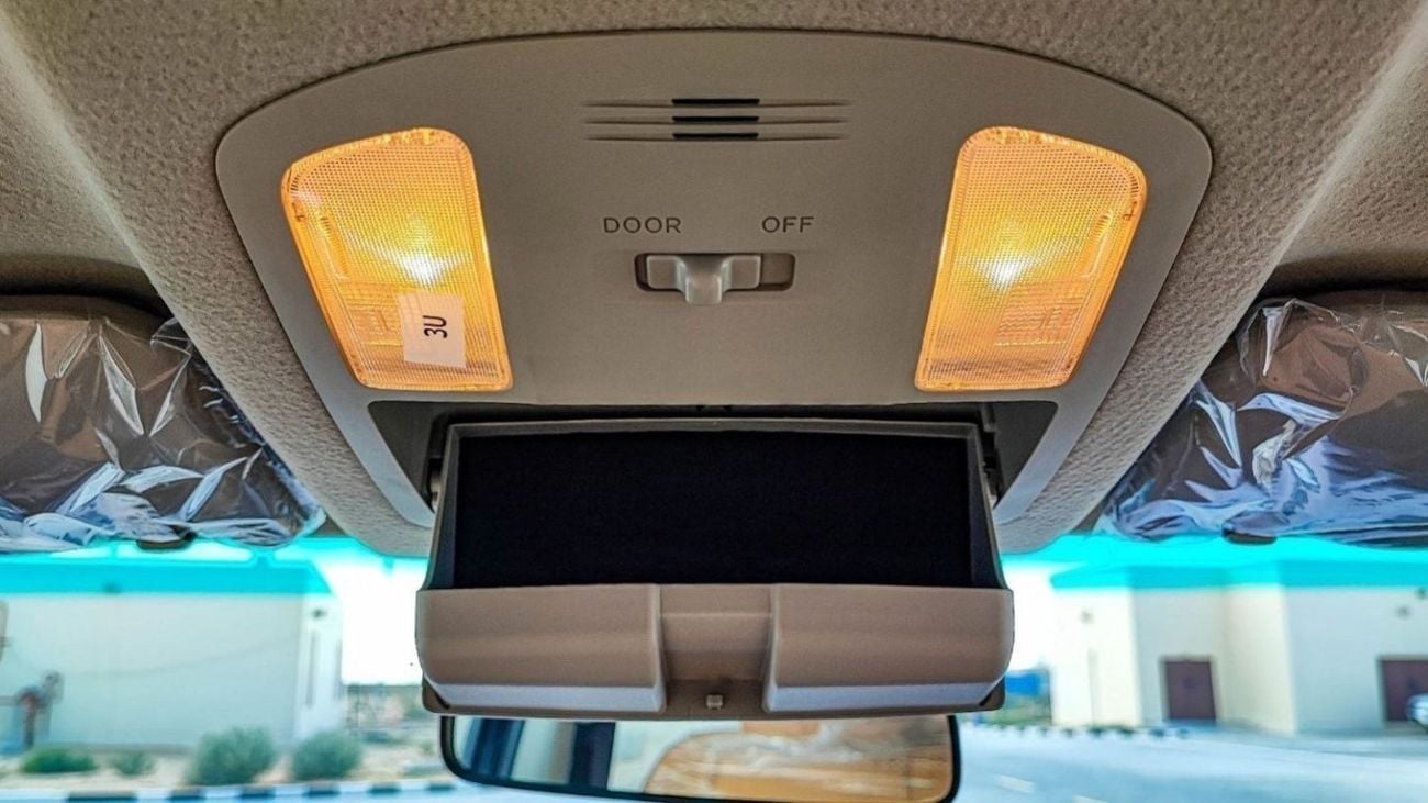Toyota Fortuner EXR FORTUNER SR5 2.7L V4 PETROL mid options