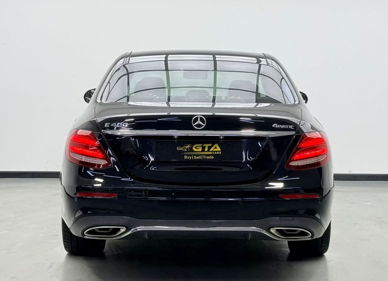 Mercedes Benz E400 STD 2017 Mercedes-Benz E400 4MATIC, Full Service History, Excellent Condition, GCC Specs