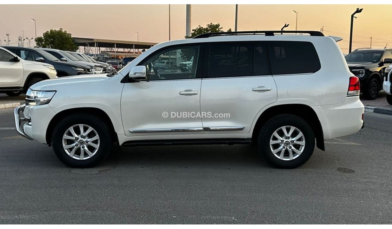 تويوتا لاند كروزر