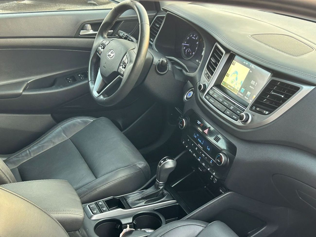 Hyundai Tucson 2016 Hyundai Tucson 1.6L V4 Turbo Panoramic View Full Option -