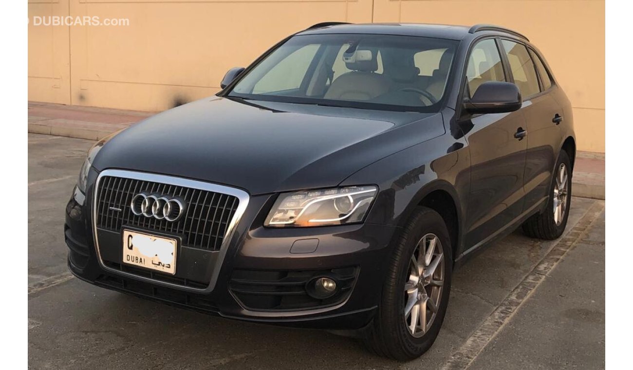 Audi Q5 2.0 S-Line 2011 GCC