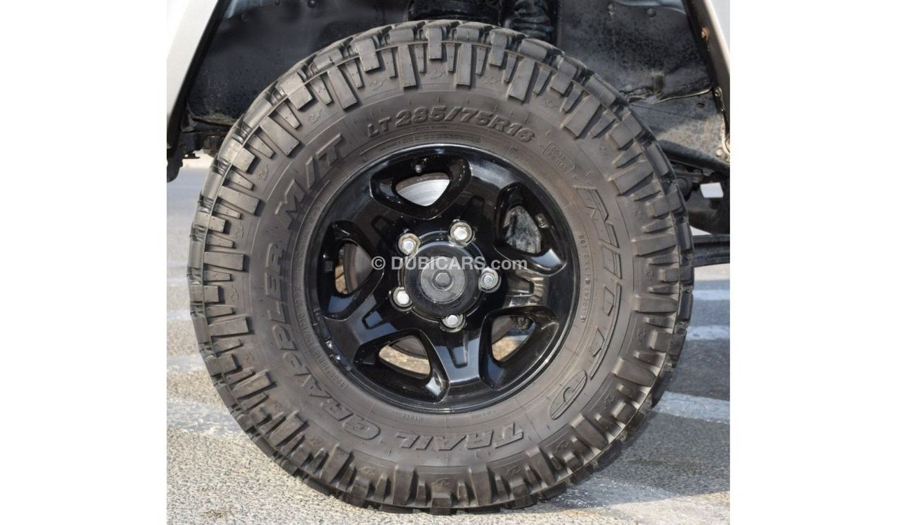 Toyota Land Cruiser Pick Up