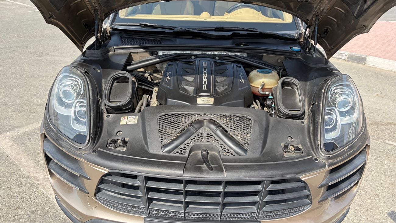Porsche Macan Turbo
