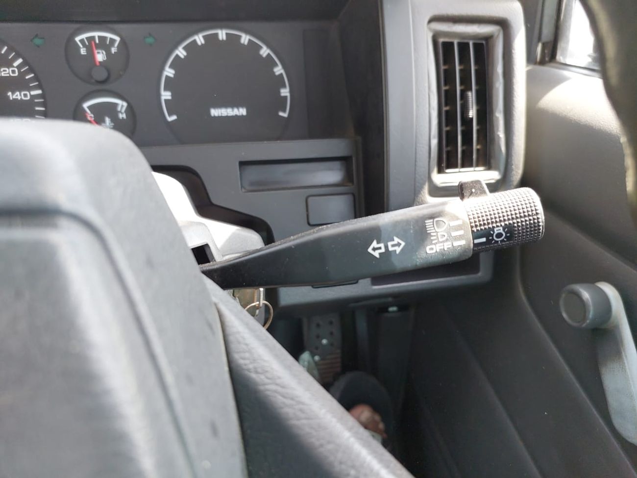 Nissan Pickup NISSAN DATSUN PICKUP RHD 1993 MODEL 1.6 L PETROL MANUAL(PM27395)