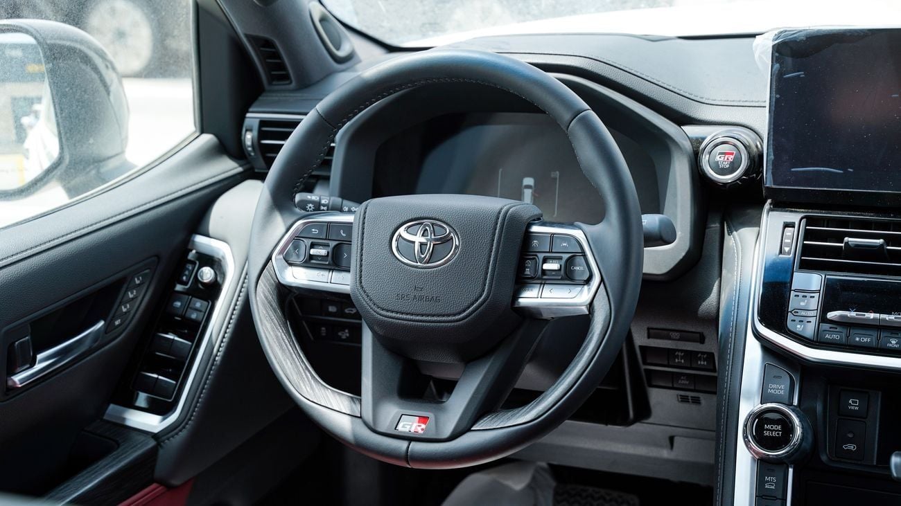 Toyota Land Cruiser GR SPORT