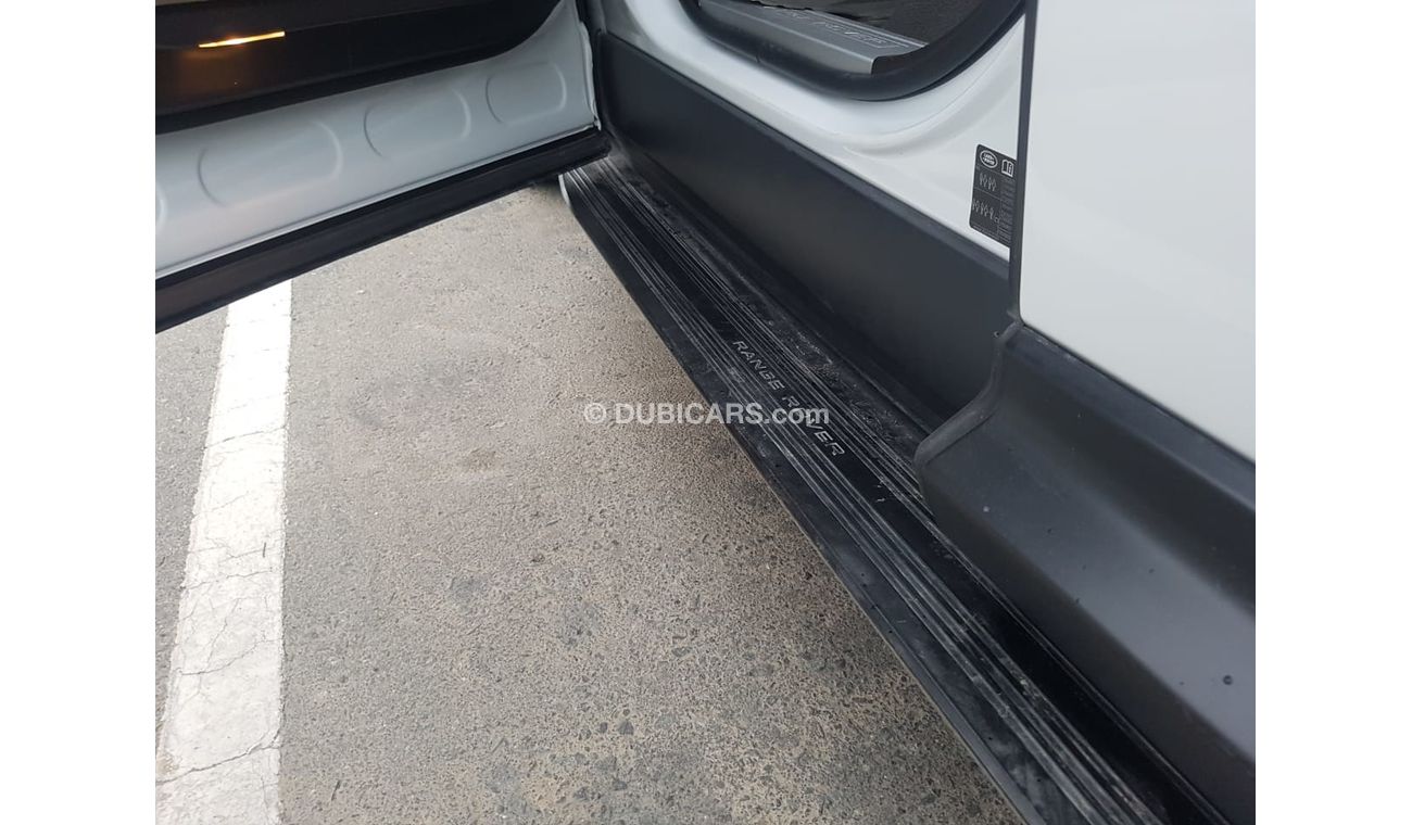 لاند روفر رينج روفر سبورت Range Rover Sport 3.0L HSE 2016 under warranty 2021 and full service in agency no accident/رينج روفر