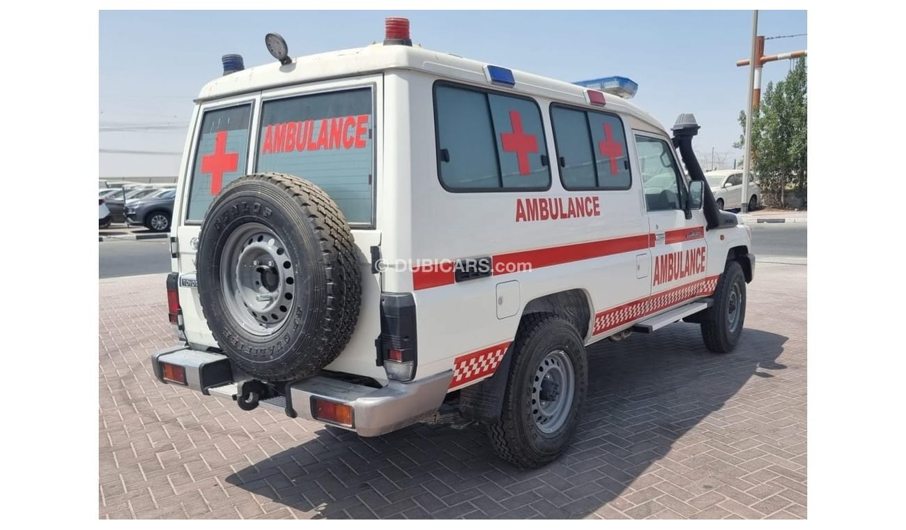 Toyota Land Cruiser 70 TOYOTA LC HTOP AMBULANCE 4.0 PETROL V6