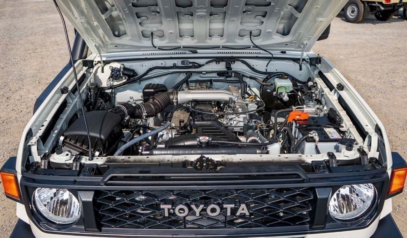 تويوتا لاند كروزر 70 LC 78 HARDTOP 4.0L MT Toyota Land Cruiser LC78 Hard Top 4.2L Diesel 3door 2025