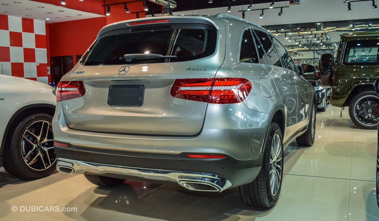 مرسيدس بنز GLC 300 4Matic