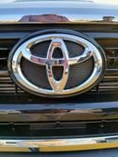 تويوتا هيلوكس Toyota Hilux Country Double Cab 2.8L 4x4 Turbo Diesel | Saudi Specifications | Brand New 0KM | Expor