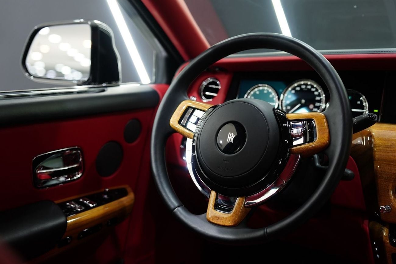 Rolls Royce Phantom STD 2018 Rolls-Royce Phantom VIII, Rear Entertainment, Starlight Headliner, Very Low KM, GCC Specs!!