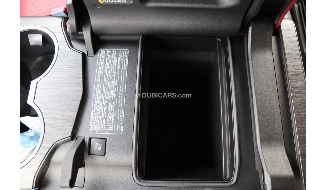 تويوتا لاند كروزر 2023 LAND CRUISER 300 GR SPORT 3.5 TT