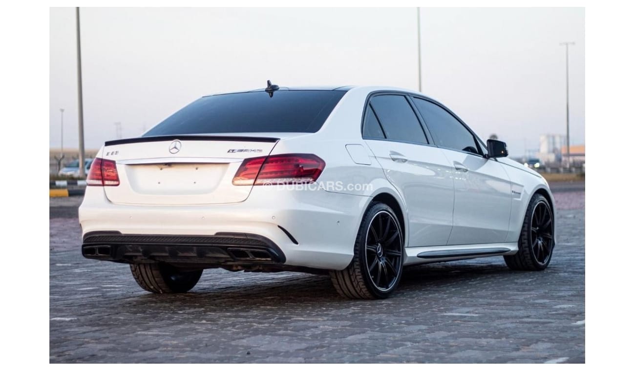 مرسيدس بنز E 63 AMG S مرسيدس أي 63 AMG 2015 المطلوب 90.000 درهم  الممشى 137.000 كم  مواصفات خليجيه فل اوبشن رقم 1 ، بانو