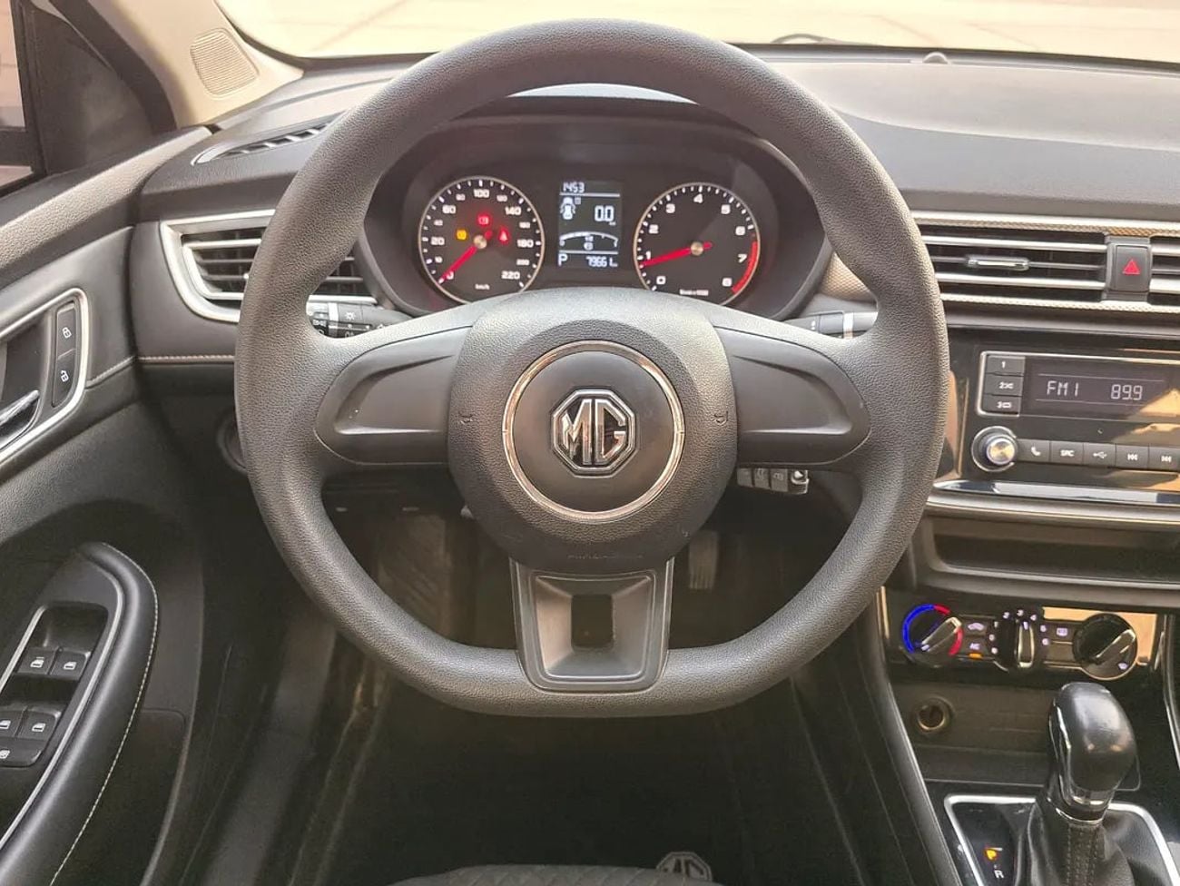 MG HS 5 Classic GCC Specs - Excellent Condition
