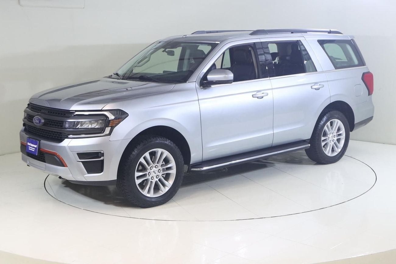 Ford Expedition XLT XT222 / AL TAYER MOTORS / AL QOUZ SHOWROOM