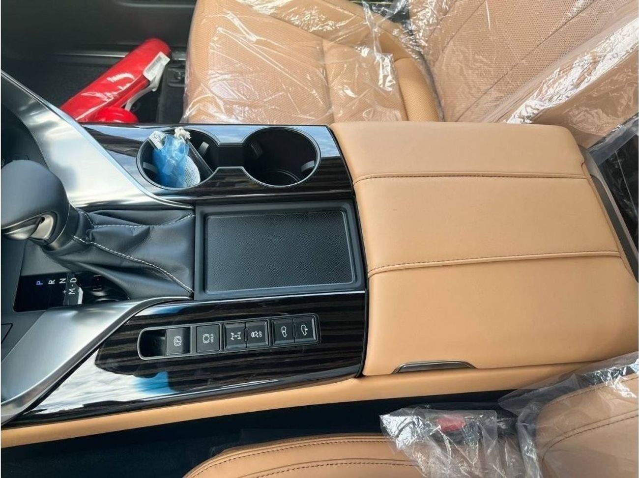 Lexus LX 600 2024 LEXUS LX 600 3.5L SUV WITHOUT SUNROOF PETROL AUTOMATIC ZERO KM